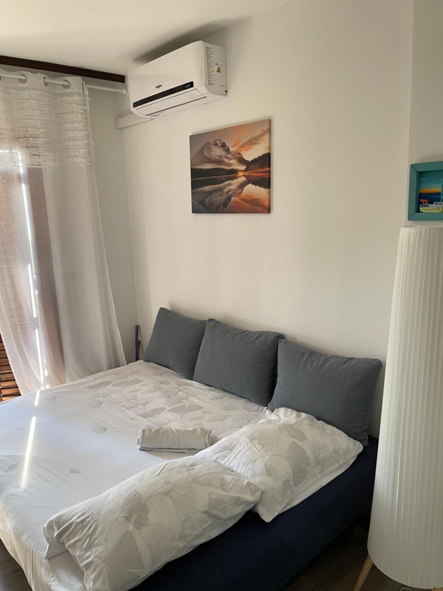 Apartman Hrusta Crikvenica Eksteriør bilde