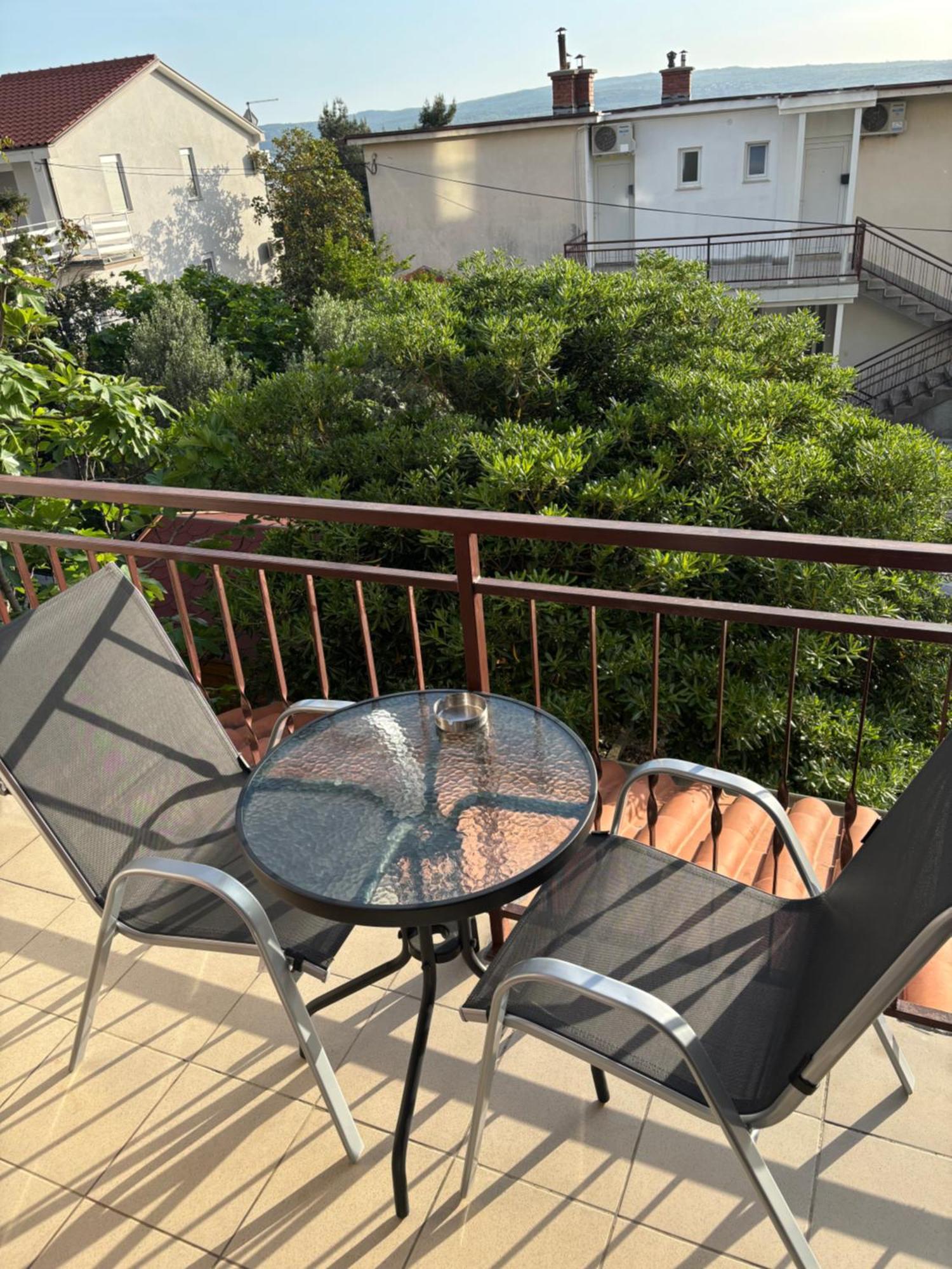Apartman Hrusta Crikvenica Eksteriør bilde